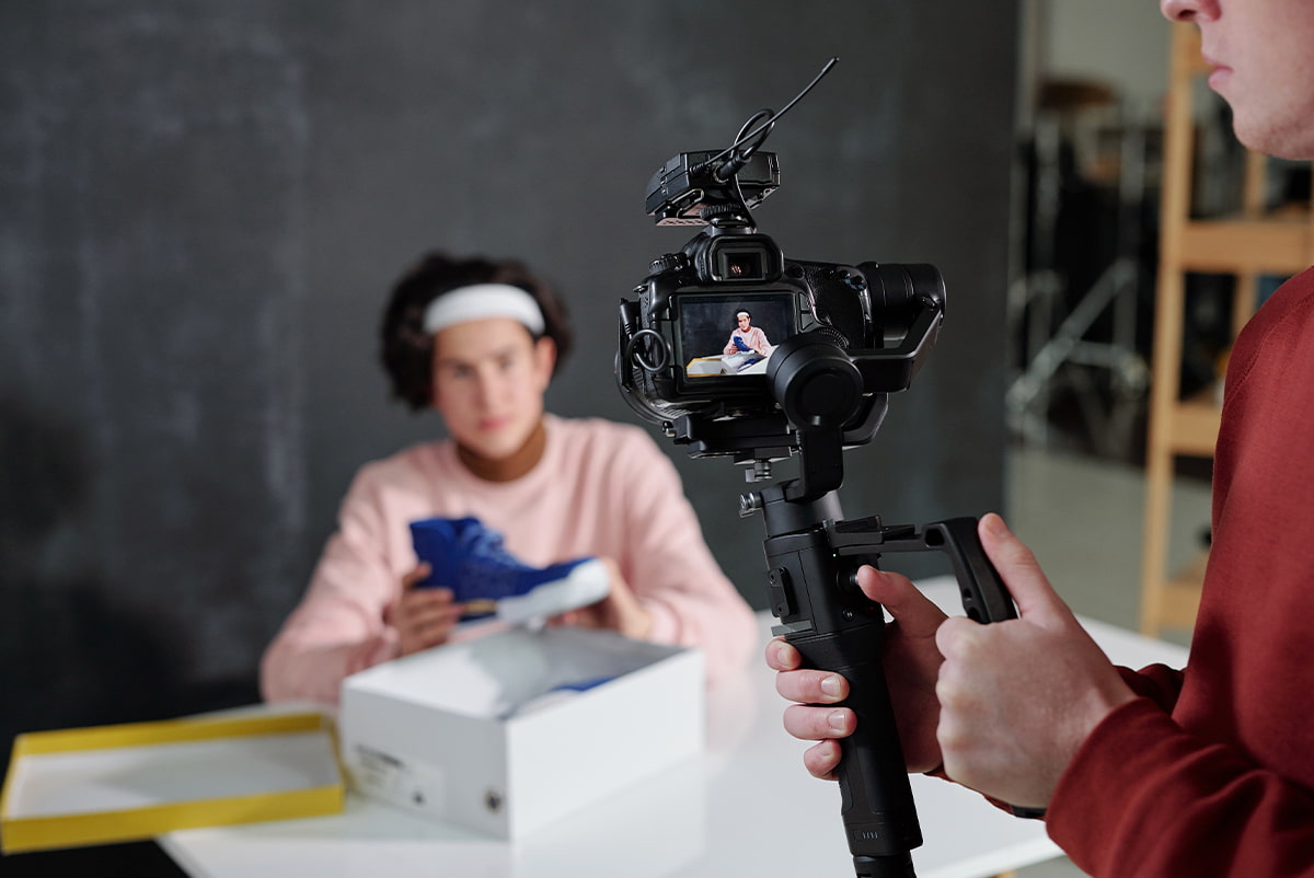 Привлечение лидеров мнений (инфлюенсеров)