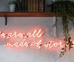 Top servisov dlya sozdaniya storis