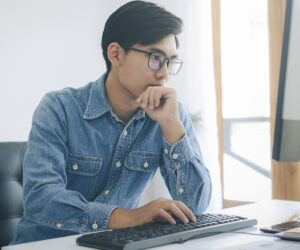 Professiya testirovshchik prilozheniy