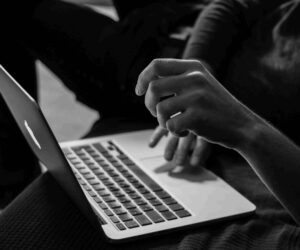 Kartochki tovarov na marketpleyse