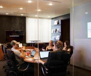 Professiya direktor po personalu