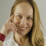 Алена Петрова, Портной-универсал