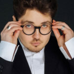 Артур Казаров