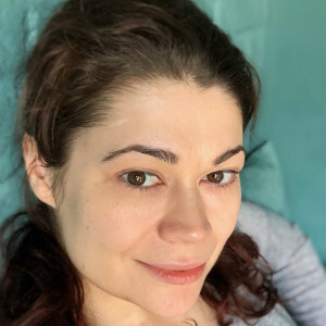 Екатерина Сухарева, Клинический психолог и гештальт-терапевт с 20-летним стажем, руководитель психологического центра «Мост»