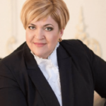 Елена Брызгалина, Заведующая кафедрой философии образования философского факультета МГУ, доцент, кандидат философских наук