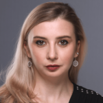 Елена Мельник, предприниматель, основатель и CEO брендингового агентства Elena Melnik Studio