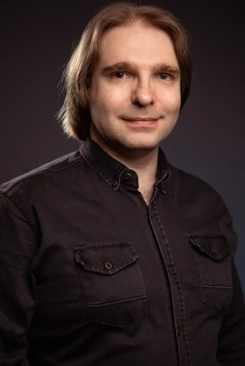 Максим Эмбаухов