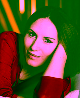 Марина Травкова, Системный семейный психотерапевт. Автор книги «Неверность». Преподаватель в НИУ ВШЭ, МИП