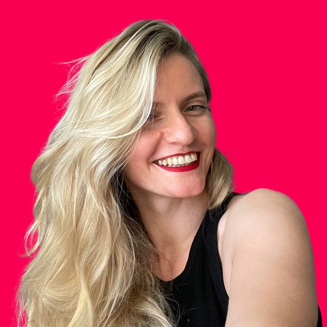 Наташа Буявец, основатель Checkroi, эксперт по онлайн-курсам