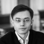 Олег Грознов, Искусствовед, киновед, автор книг «По залам ГМИИ имени А.С. Пушкина» и «История кино. 24 кадра в секунду. От целлулоида до цифры»