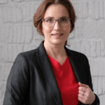 Ольга Полднер, Руководитель консультационно-обучающего центра «Решение»