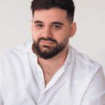 Овик Хачикян, Ведущий фулстек-разработчик Data Crunch