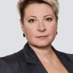 Наталья Громова, Кандидат экономических наук